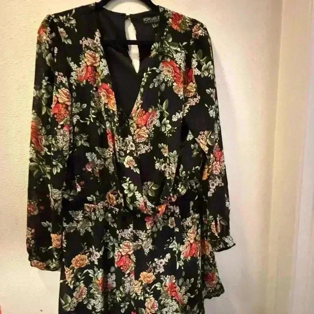 Forever 21 shorts romper/long sleeve